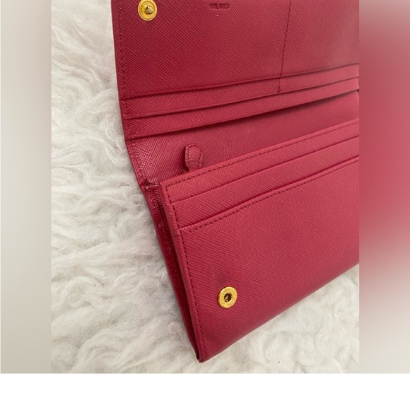 Authentic Prada Fuchsia Saffiano Leather Bow Continental Wallet - Picture 14 of 15